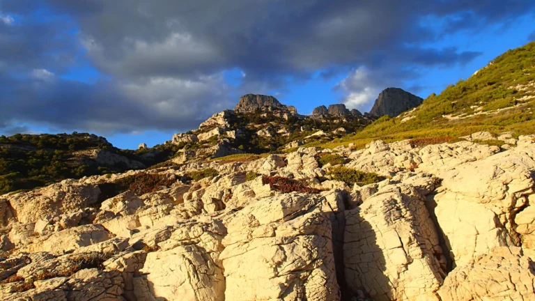 Image de collines sauvages